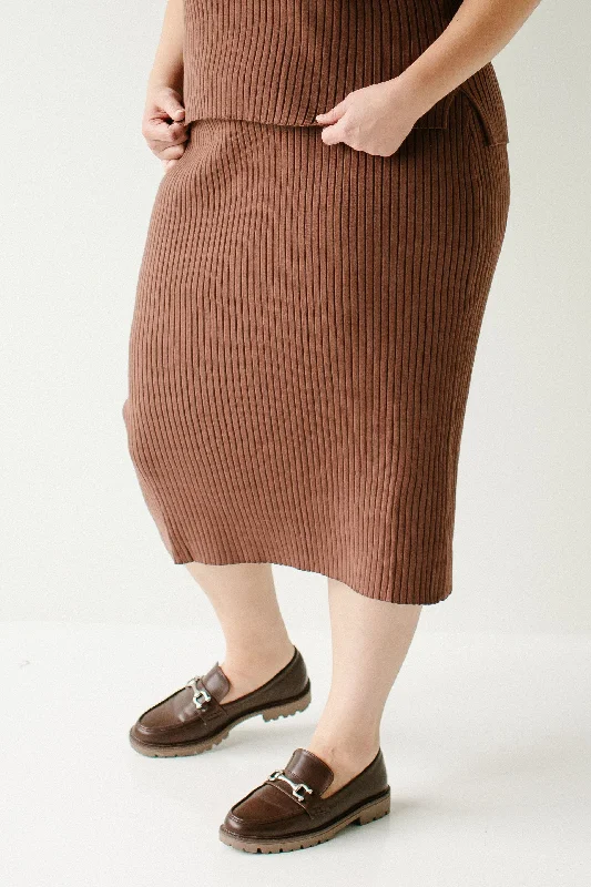 Plus 'Delaney' Ribbed Midi Sweater Skirt in Brown