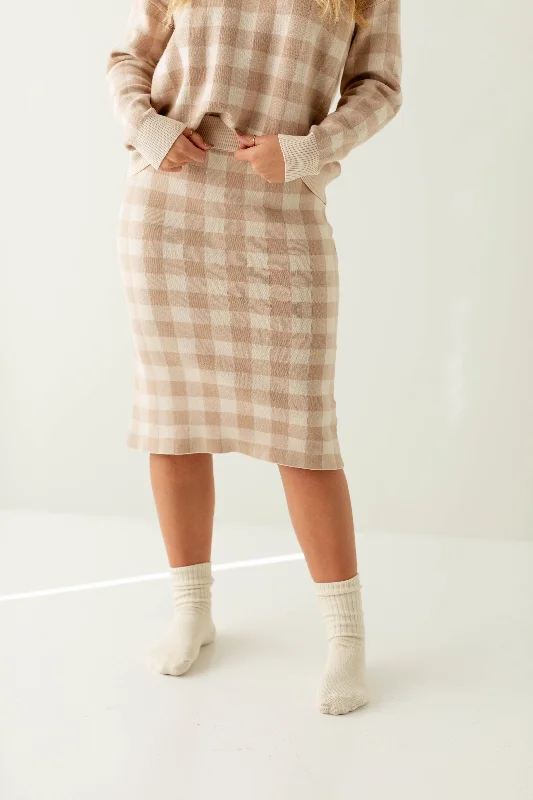 'Millie' Gingham Print Sweater Skirt in Oatmeal/Taupe