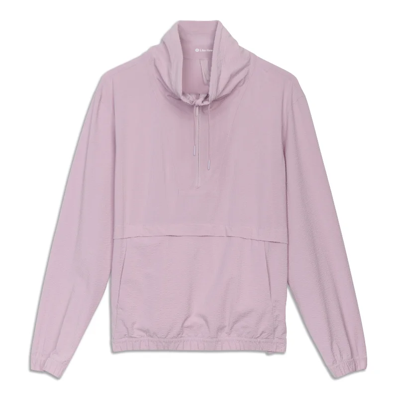 Pack Light Pullover