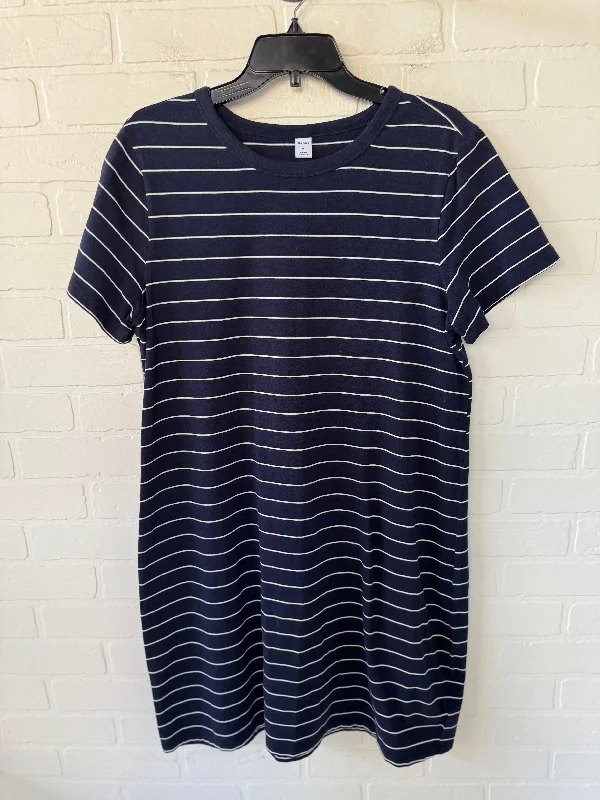 Dress Casual Short By Old Navy In Blue & White, Size: Xl