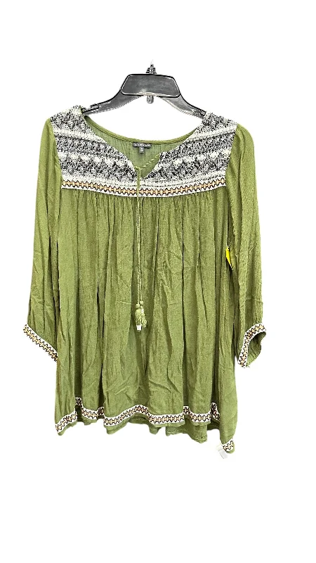 Top Long Sleeve By Hannah In Green, Size: M