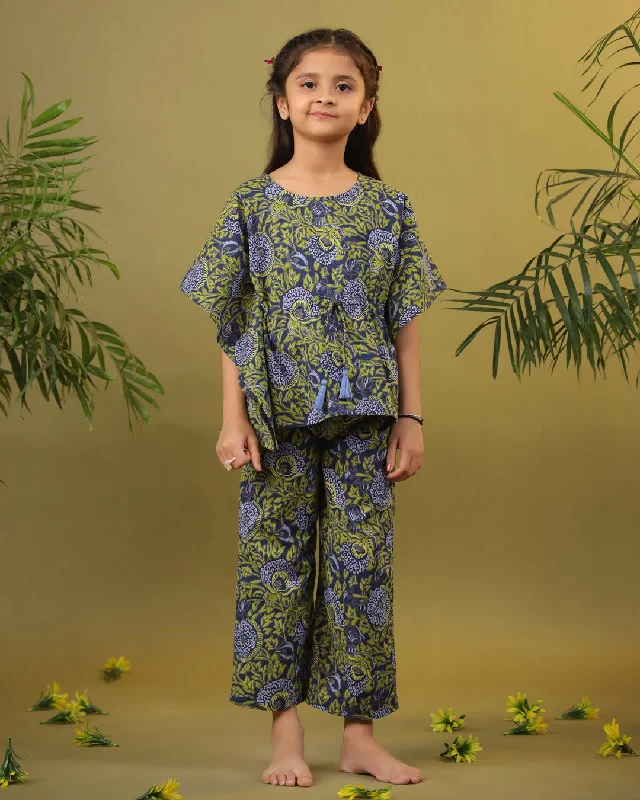 Kids Pure Cotton Green Colour Printed Night suits